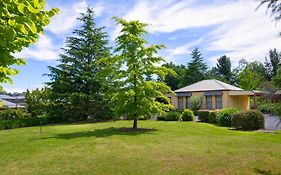 Melview Greens - Two-Bedroom Apartment